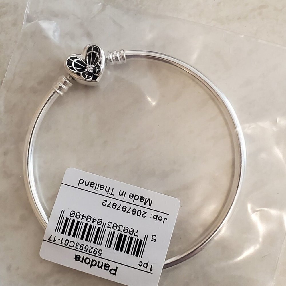 Pandora bracelet  Butterfly Bangle Heart Rhinestone Size small 17 cm Silver Tone - Picture 2 of 9